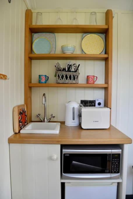 The Shepherd'S Hut @ Chichester Cottage Εξωτερικό φωτογραφία